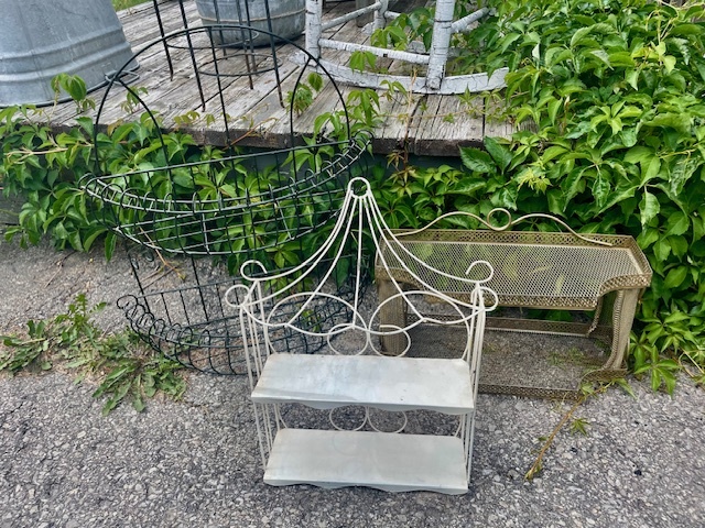 Flower pot stand